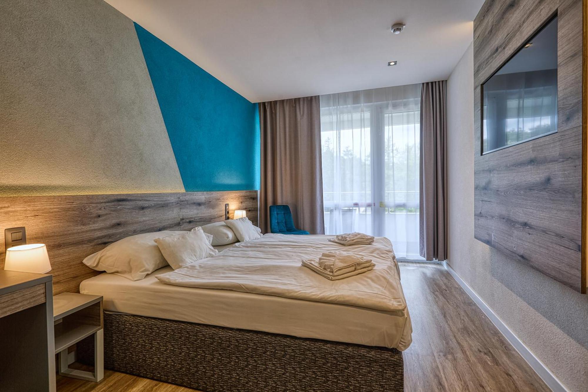 Hotel Szieszta Sopron Esterno foto