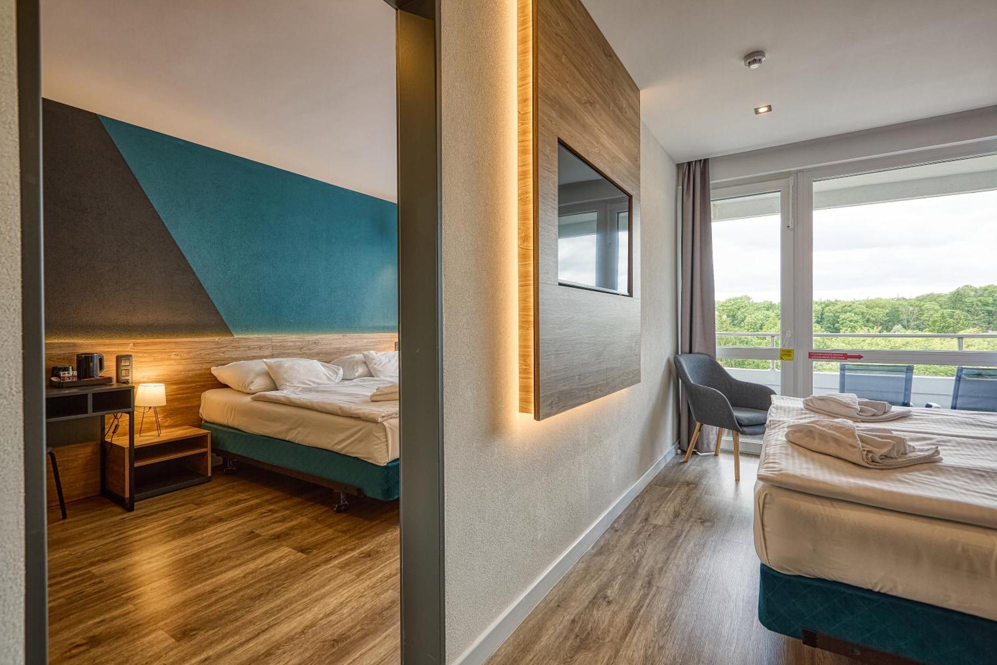 Hotel Szieszta Sopron Esterno foto