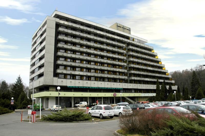 Hotel Szieszta Sopron Esterno foto